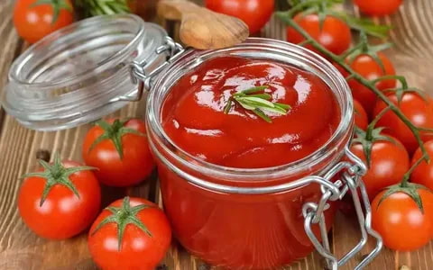 تصویر 2 از رب گوجه فرنگی فله گزینه ای اقتصادی برای مصرف بالا در آشپزخانه های صنعتی و عمده